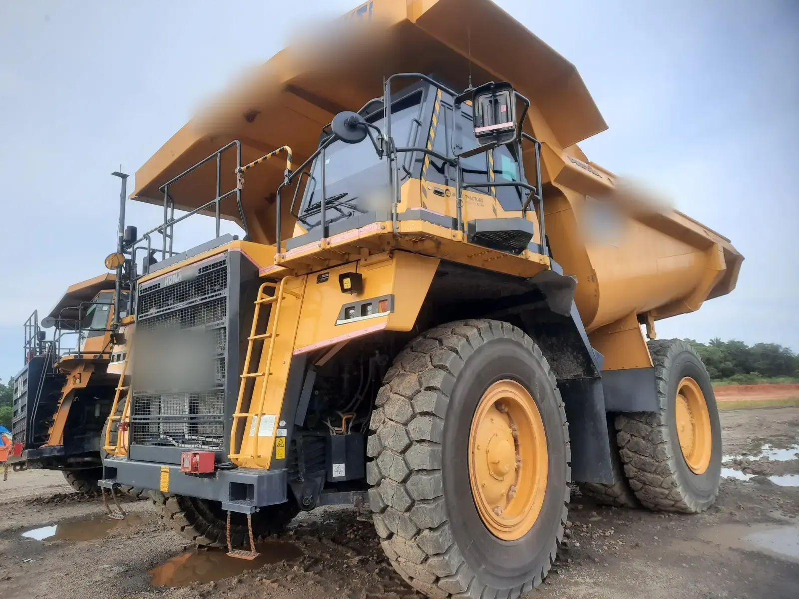 Komatsu HD785-7 dump truck, ready to work